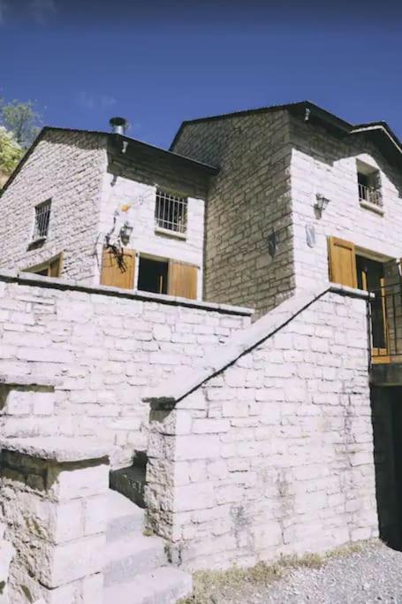 Gite De La Bateliere La Malene Exterior photo